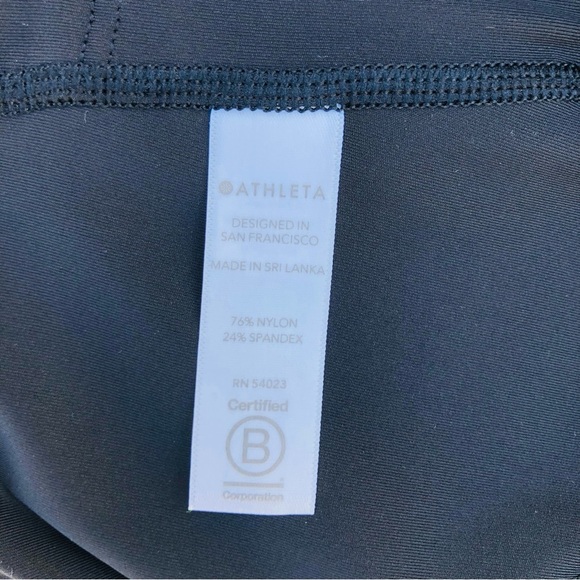 ATHLETA Ultimate Stash Pocket Black Crop Leggings M (Tall) - Picture 15 of 15